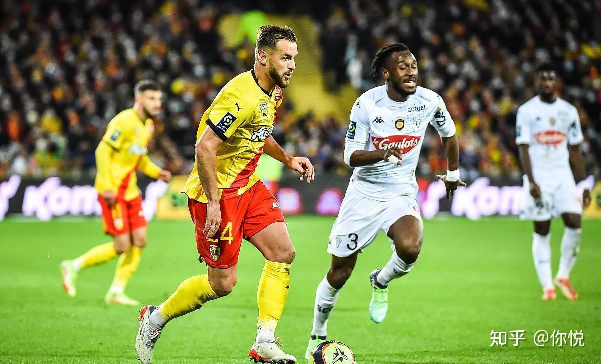 大连实德客场战平重庆力帆,近三轮不胜压力倍增降级区 大连实德客场战平重庆力帆,近三轮不胜压力倍增降级区