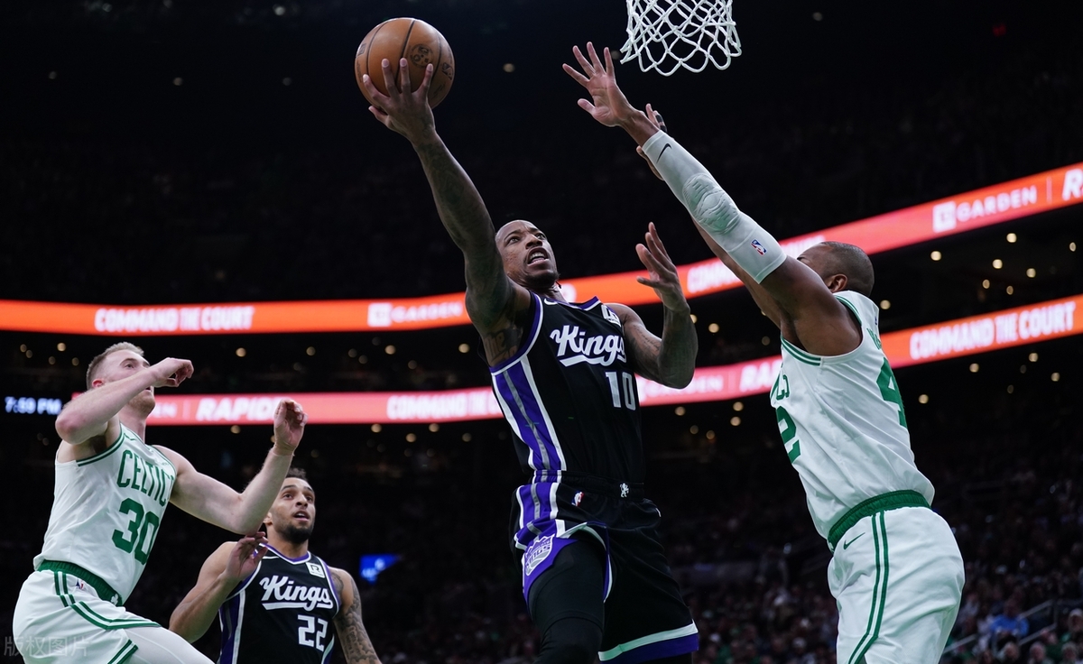 熊猫TV-马刺主场取胜，德罗赞砍下分带领球队战胜独行侠