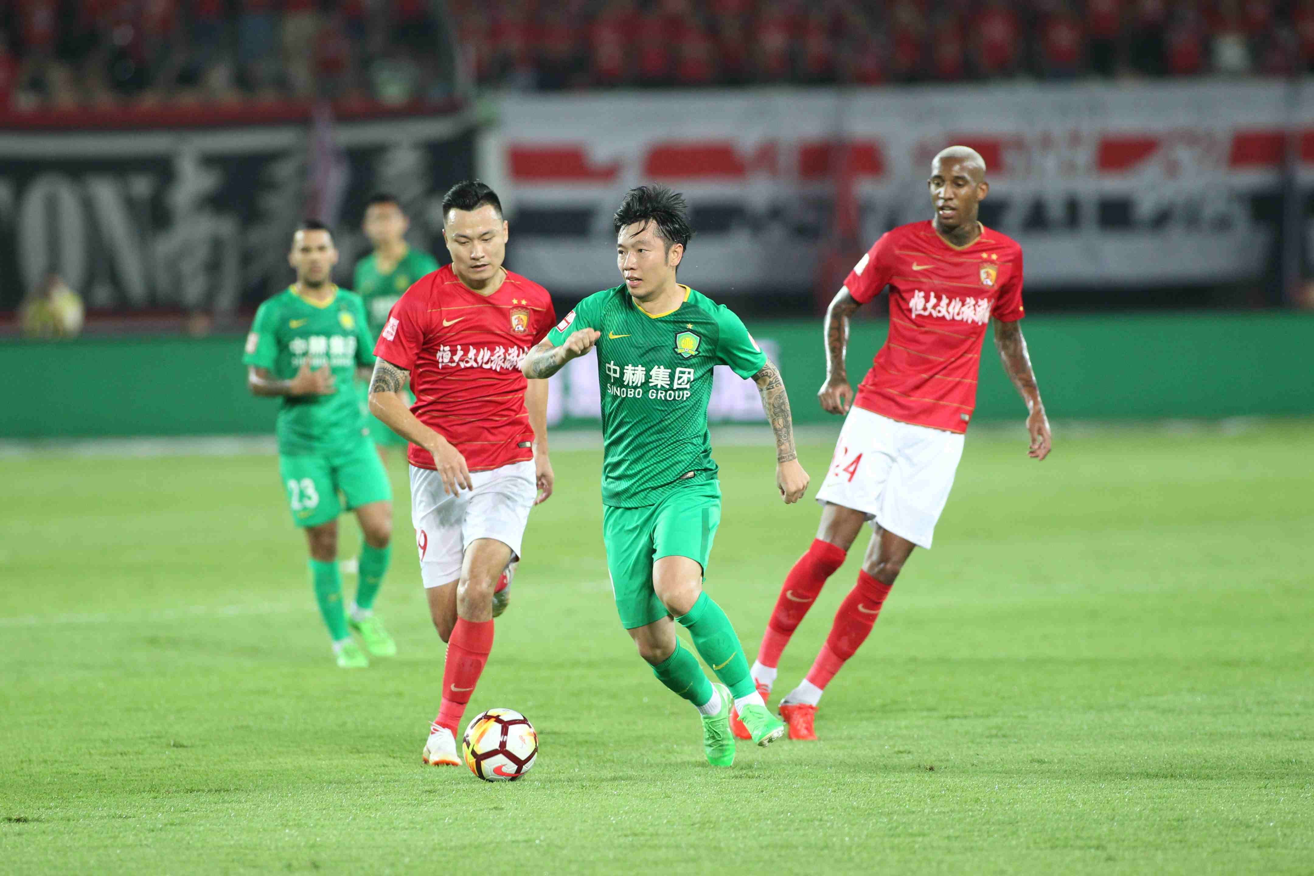 熊猫直播-恒大客场击败国安，实现胜利