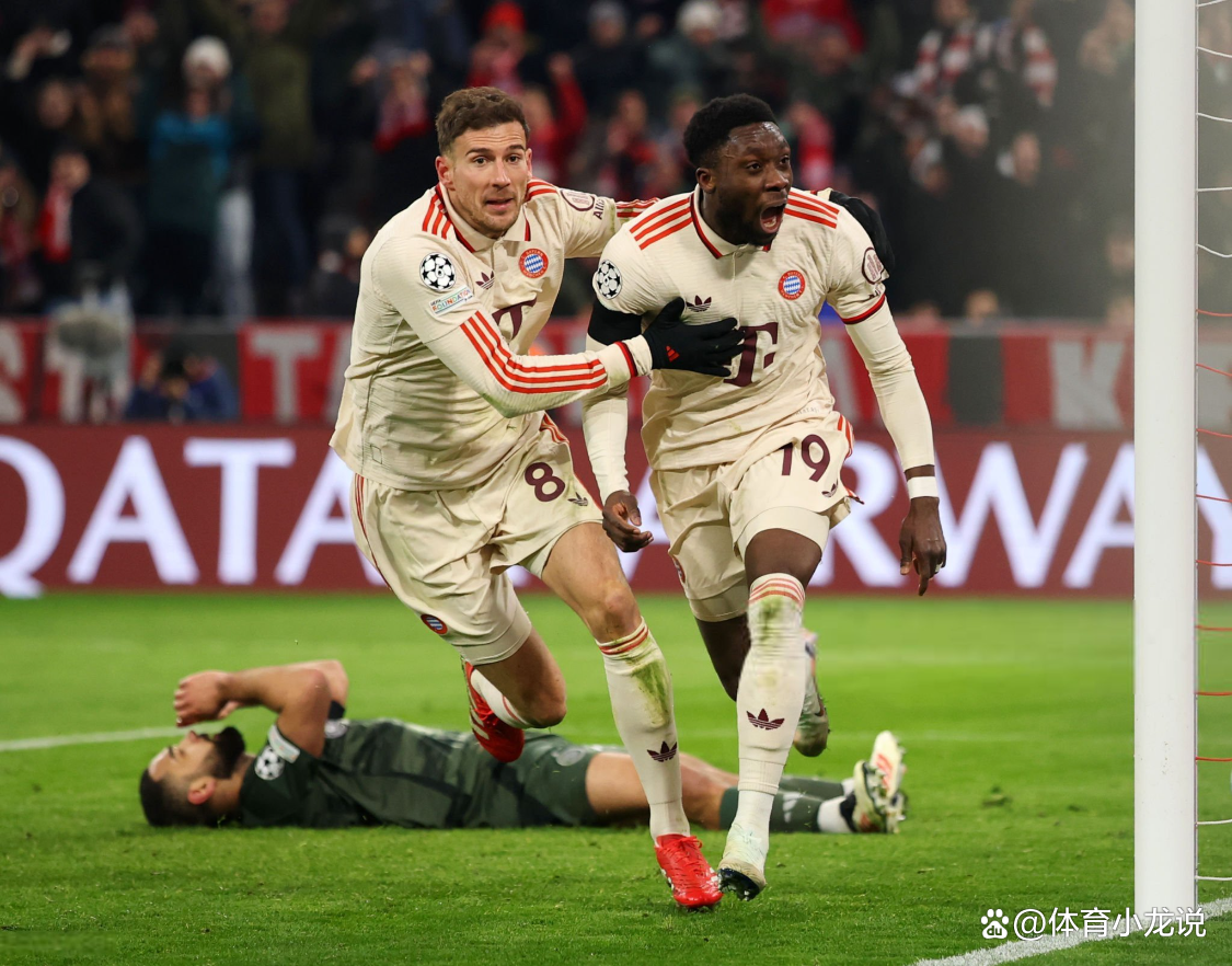 埃因霍温大胜,赢得费耶诺德争霸 埃因霍温大胜,赢得费耶诺德争霸